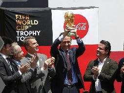 Para recibir la Copa, el ex futbolista Jorge Valdano recordó el día en que se coronó como campeón del mundo con Argentina. TWITTER / @AristotelesSD
