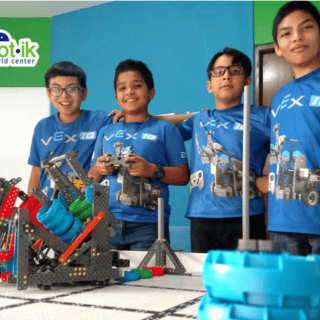 Niños juntan dinero para concurso mundial de robótica
