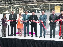 Inicio. Corte de listón de la exposición “Joya”. ESPECIAL