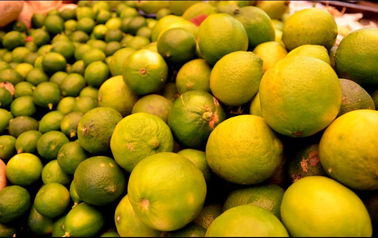 En marzo de este año, el limón se encareció 47.4% y ocupó el primer lugar entre los 10 productos y servicios que más subieron de precio, de acuerdo con el Inegi. EL INFORMADOR / ARCHIVO