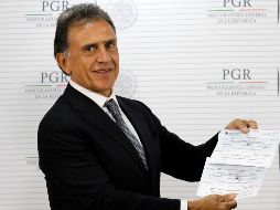Miguel Ángel Yunes informó de lo incautado en una conferencia de prensa. SUN / ARCHIVO
