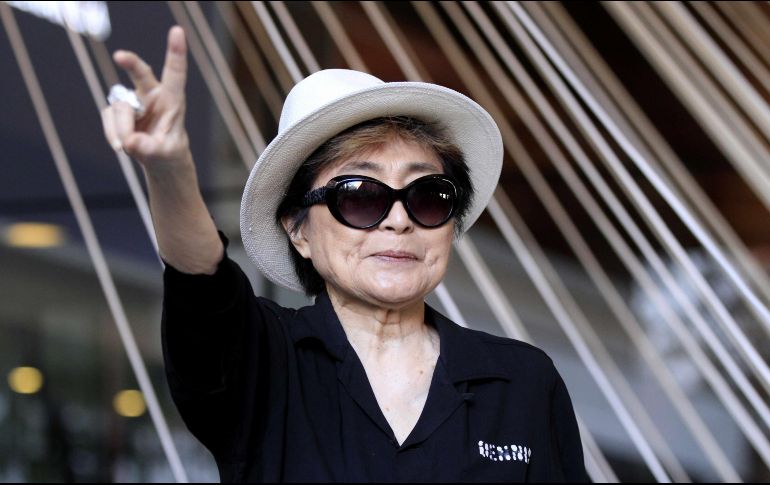 Señalan que una mujer entre 55 y 60 años robó del Gardiner Museum la piedra de Yoko Ono. NTX / ARCHIVO