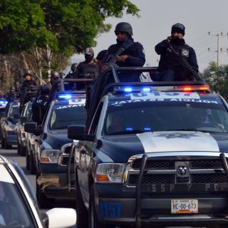 Reportan bloqueos en Reynosa tras emboscada a policías
