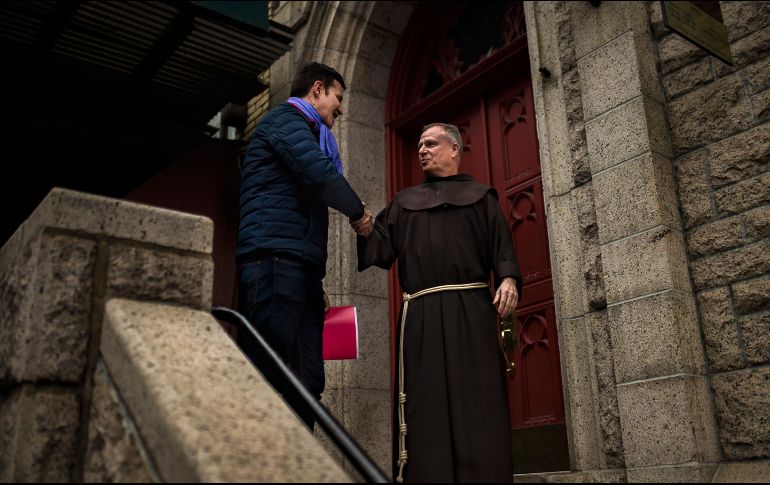 El arzobispo Charles Scicluna fue enviado a Chile en febrero por el Papa para escuchar testimonios que acusan el encubrimiento de abuso sexual por parte del obispo Juan Barros. AP / ARCHIVO