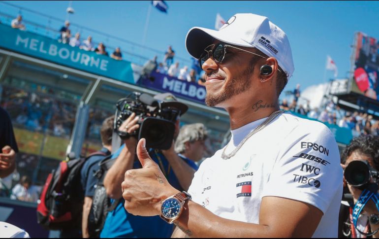 El actual campeón del mundo llega a un escenario en el que el año pasado dominó a placer. Hamilton espera que Vettel no se le escape en la carrera por el título mundial. EFE/D. Azubel