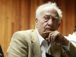 En el año 2005, Sergio Pitol recibió el Premio Cervantes de literatura por toda su trayectoria. EL INFORMADOR / ARCHIVO