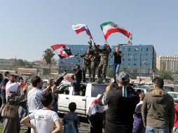 En sitios como Alepo, Latakia, Sueida, Tartús, Hama y Homs se realizaron las concentraciones. EFE/Y. Badawi