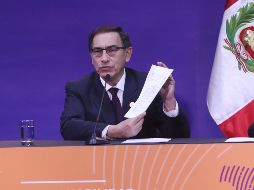 Martín Vizcarra, presidente de Perú, durante la rueda de prensa al cierre de la Cumbre. EFE / M. Alipaz