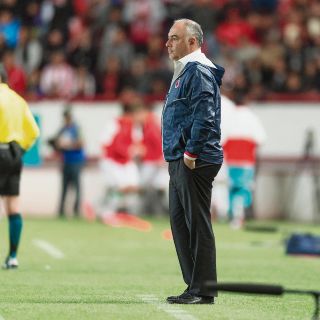 Tiburones, ante el León, por un paso más a la salvación