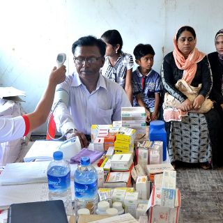 Birmania anuncia la repatriación de la primera familia de rohinyás