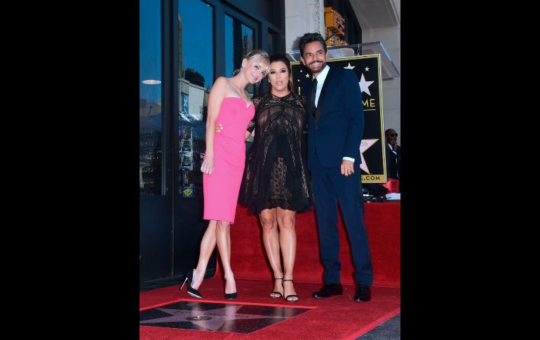 Eva Longoria recibe su estrella en el Paseo de la Fama de Hollywood
