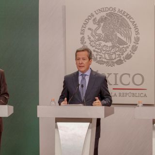 Peña Nieto no habló con Slim sobre nuevo aeropuerto: Presidencia