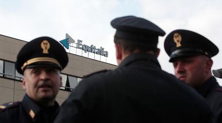 A los detenidos se les acusa de asociación mafiosa, extorsión y posesión de armas. AP/ARCHIVO