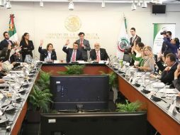Los legisladores del PRI y PVEM impulsaron que se aprobara el dictamen que acepta sin cambios la minuta que se recibió de la Cámara de Diputados. ESPECIAL / comunicacion.senado.gob.mx