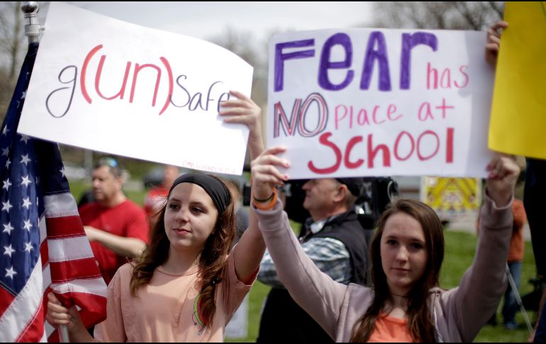 Más de dos mil quinientas manifestaciones se llevaron a cabo por todo Estados Unidos, encabezadas por estudiantes que exigen la regulación de venta de armas en su país. AP / C. Riedell