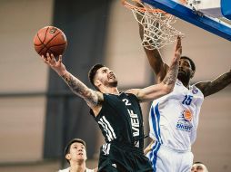 Alex Pérez (#2) inició su carrera con los Soles de Mexicali de la Liga Nacional de Baloncesto Profesional, ha sido seleccionado nacional y ahora defiende los colores del VEF Riga, de la Liga letona. Su sueño es llegar a la NBA. ESPECIAL/VEF RIGA