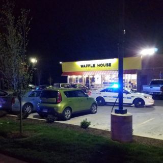 Al menos tres muertos y cuatro heridos en un tiroteo en Tennessee