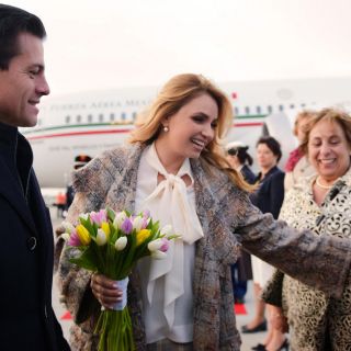 Avión presidencial, ni mío ni de López Obrador, responde Peña Nieto en redes