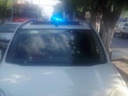 Poco después de las 18:00 horas se encontró a un hombre muerto a balazos en el interior de una camioneta Nissan X-Trail. ESPECIAL