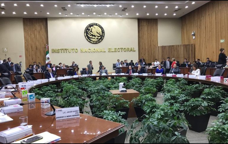 Córdova Vianello afirmó que hoy el INE cierra un capítulo de acatamiento. TWITTER / @INEMexico