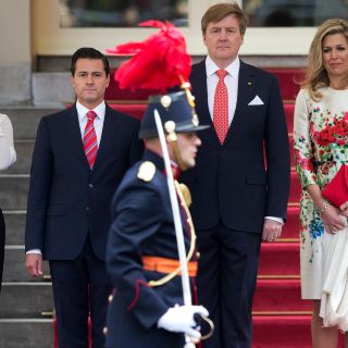 Los reyes de los Países Bajos reciben a Peña Nieto en ceremonia oficial
