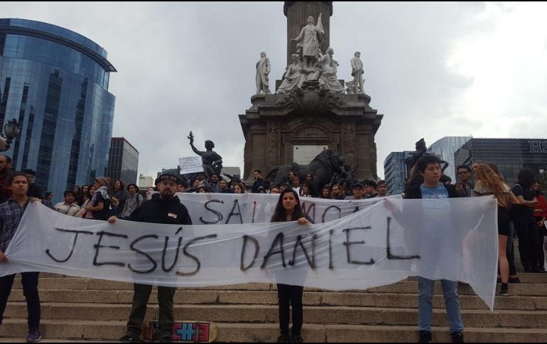 Exigen a las autoridades de Jalisco y del gobierno federal una investigación profunda y clara sobre el asesinato de los tres jóvenes. TWITTER / @cencos