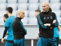 Descarta favoritismos. El técnico del Real Madrid, Zinedine Zidane, asegura que todo puede pasar ante el Bayern. AFP