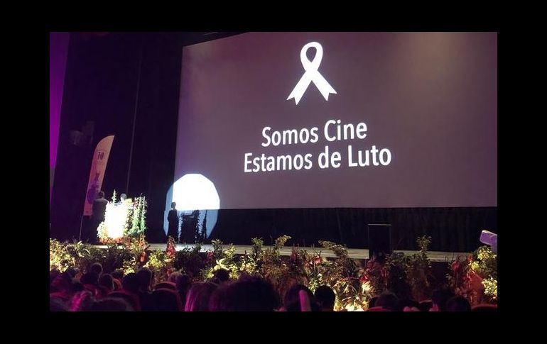 Gerardo Salcedo, quien funge como jurado en el festival, dedicó unas palabras a familiares y amigos de las víctimas. TWITTER