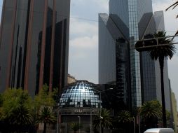 En el mercado accionario local se opera un volumen de 1.04 millones de títulos, por un importe económico de 30.8 millones de pesos. NTX / ARCHIVO