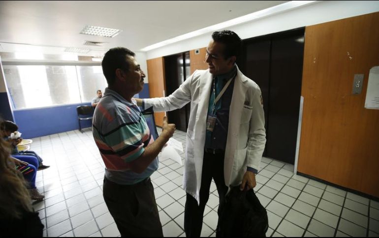 El autor principal del estudio añade que el estudio muestra que la empatía y la comunicación verbal positiva sólo proporcionan un beneficio relativamente pequeño a los pacientes y es poco probable que tenga un efecto nocivo. EL INFORMADOR / ARCHIVO