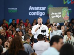 El priista solicitó los inmuebles para tomarlos como donativos para las víctimas de los sismos de septiembre de 2017. NTX / ESPECIAL