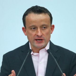 Diputada local de Iztapalapa renuncia al PRD y se une a Mikel Arriola
