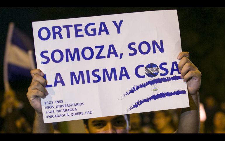 La población exige la renuncia del mandatario nicaragüense, porque lo consideran represivo, corrupto y violador de los derechos humanos. EFE/ J. Torres