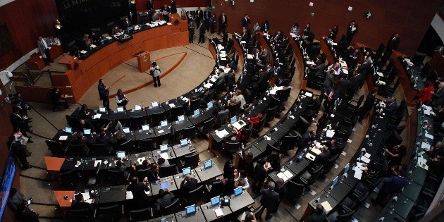 Senado aprueba en lo general la Ley de Comunicación Social