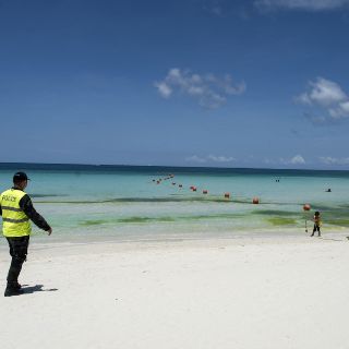 Filipinas cierra la isla de Boracay por contaminación