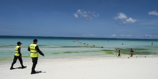Filipinas cierra la isla de Boracay por contaminación