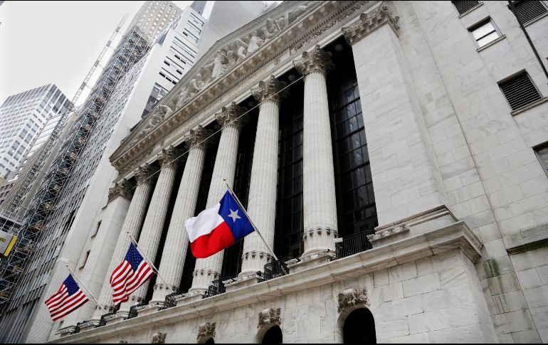 El NYSE Composite muestra un avance de 11.39 puntos para situarse en 12 mil 529.25 unidades. AP / ARCHIVO