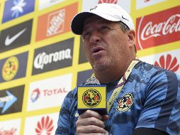 Herrera dirigió esta mañana el entrenamiento de las Águilas en Coapa y ofreció una conferencia de prensa. MEXSPORT/O. Aguilar