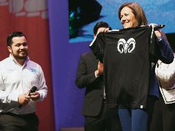 Independiente. Zavala recordó su condición de candidata sin partido. SUN