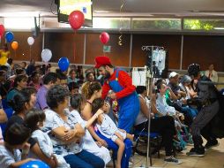 Además de la obra de teatro, se organiza un convivió con refrigerio, pastel, bolos y juguetes. TWITTER / @HospitalCivil