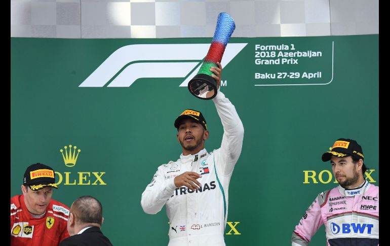 Lewis Hamilton ganó el domingo un accidentado Gran Premio de Azerbaiyán para asumir el liderato en el campeonato de pilotos. AFP/K. Kudryavtsev