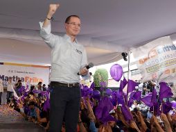 Anaya acompañó en el inicio de campaña a Martha Erika Alonso, candidata a la gubernatura de Puebla por la coalición Por Puebla al Frente. NOTIMEX/C. Pacheco