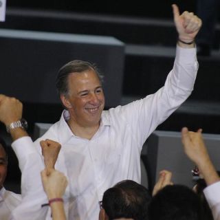 Meade critica a políticos que solo hablan y no escuchan