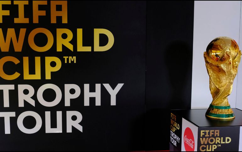 El trofeo será hoy expuesto en la plaza central de Vladivostok; después visitará varias ciudades rusas y finalmente se quedará en Moscú. AP/ARCHIVO