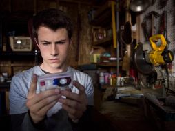 En la nueva entrega se mostrará una serie de polaroids inquietantes que llevarán a “Clay” a descubrir un secreto perturbador. TWITTER / @13ReasonsWhy
