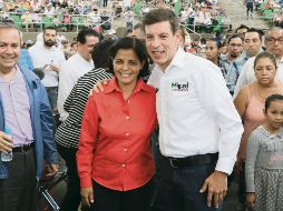 Miguel Castro manifestó su apoyo a los taxistas tradicionales ante la irrupción de las plataformas digitales de transporte. ESPECIAL