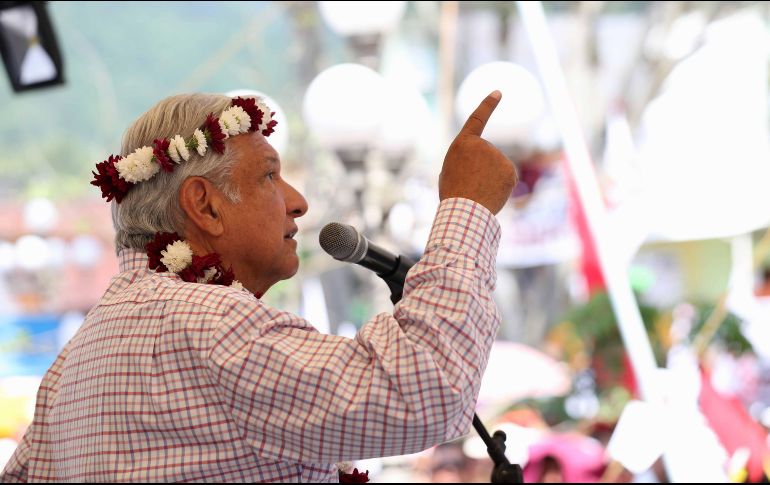 López Obrador enunció un programa de cultivos que llevaría 80 mil empleos a Veracruz. SUN/V. Rosas