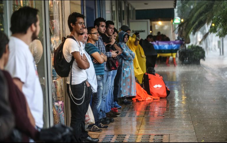 Aún existe la posibilidad de lluvias vespertinas, por lo que recomiendan tomar precauciones al salir de casa. EL INFORMADOR/ARCHIVO