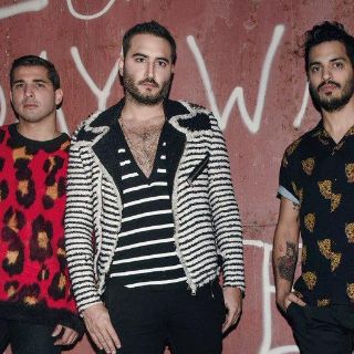 Reik recibe discos platino y oro en España por "Me niego"