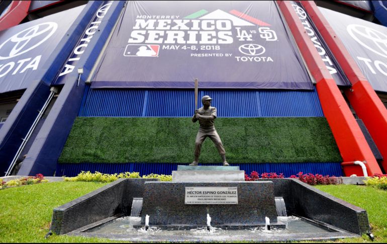 Necesitados de victorias, Padres y Dodgers tratarán de subir su rendimiento en Monterrey, donde ambos cuentan con numerosos aficionados. EFE/M. Sierra